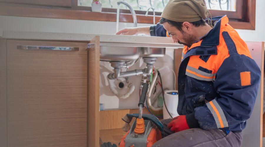 Professional expert plumbing services in Palm Springs, CA